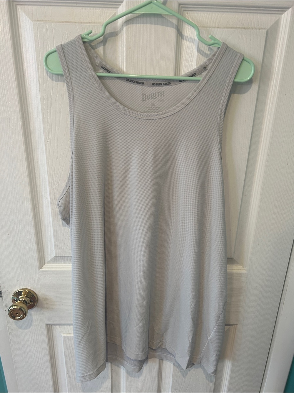 Duluth Trading Co Light Gray Men's Performance Tank Bundle